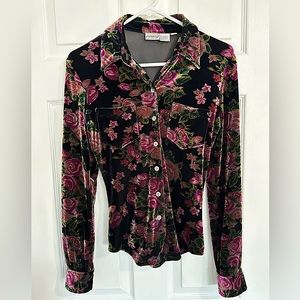 Long sleeve velvet shirt with rose pattern